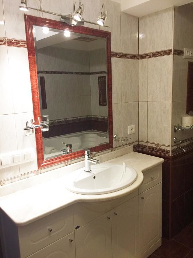 Отель My Hotel Apartments Бухарест-32