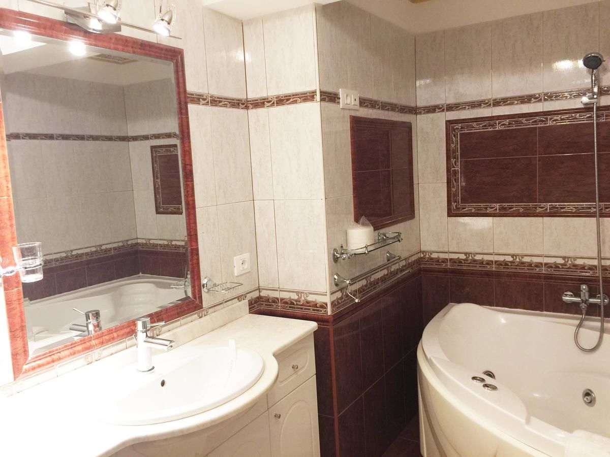 Отель My Hotel Apartments Бухарест-38