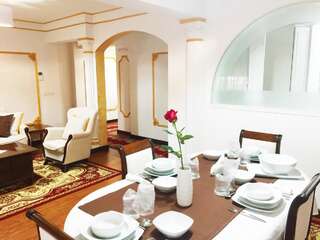 Отель My Hotel Apartments Бухарест Представительские апартаменты с 2 спальнями-1