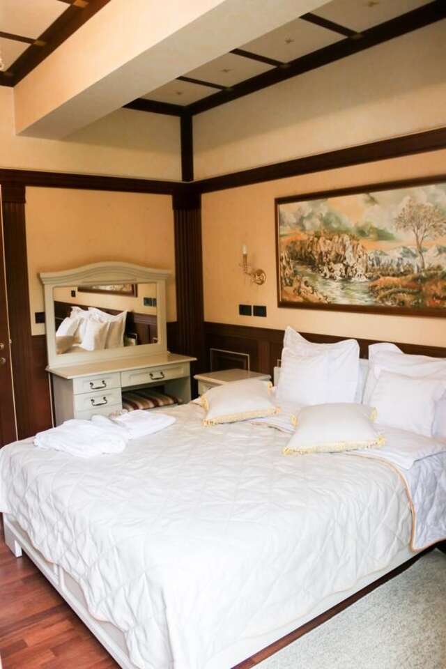 Отель My Hotel Apartments Бухарест-16